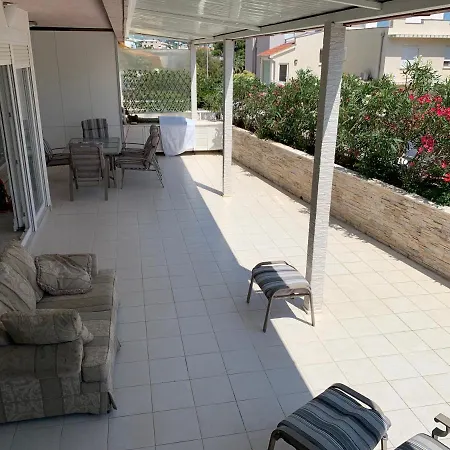 Relax Whit Big Terrace 170m2 Near The In * 斯普利特
