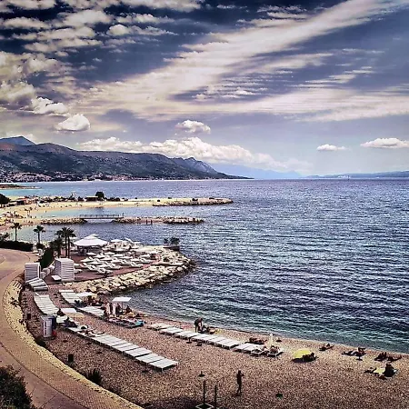 Apartment Relax Whit Big Terrace 170m2 Near The *