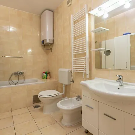 Relax Whit Big Terrace 170m2 Near The