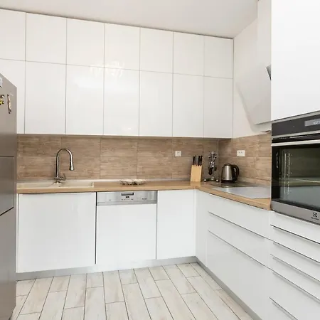 Relax Whit Big Terrace 170m2 Near The